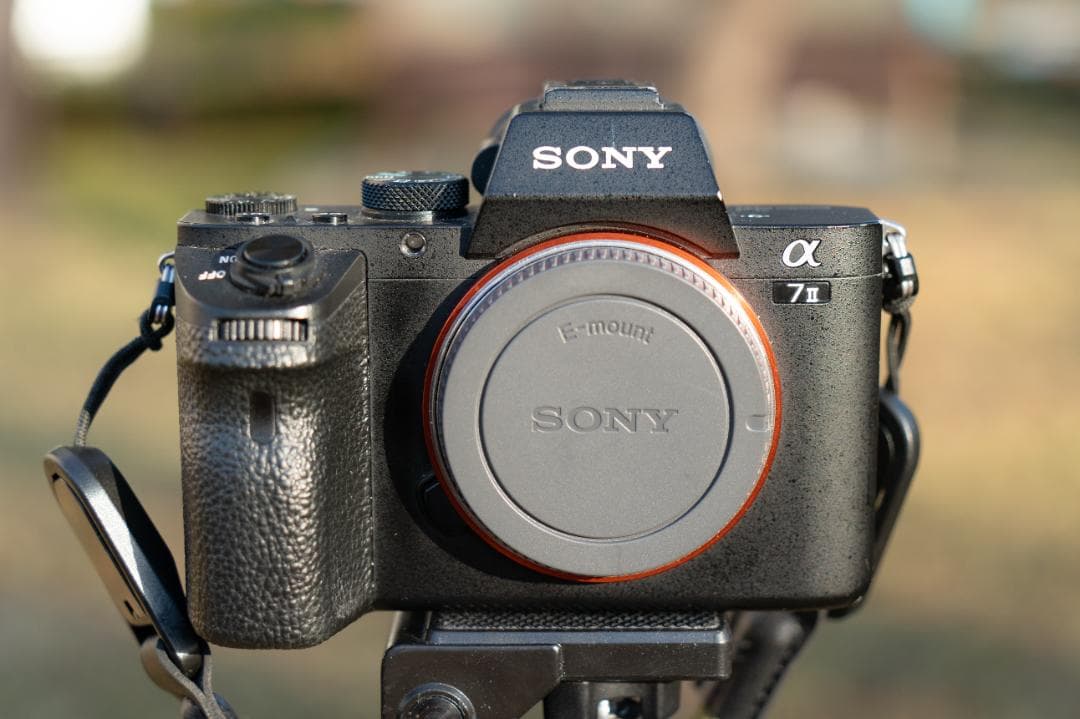 【言語解除済】SONY α7 II ボディ + バッテリー4個 + SDカード