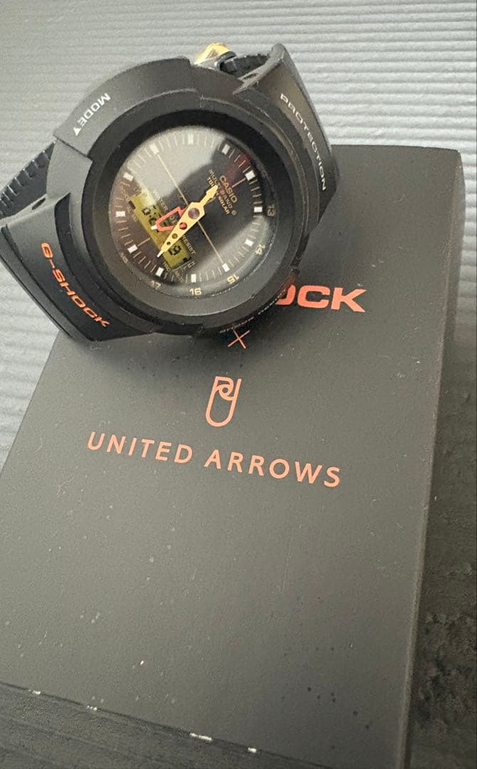 G-SHOCK ユナイテッドアローズコラボ デジタル腕時計 ブラック＆オレンジ