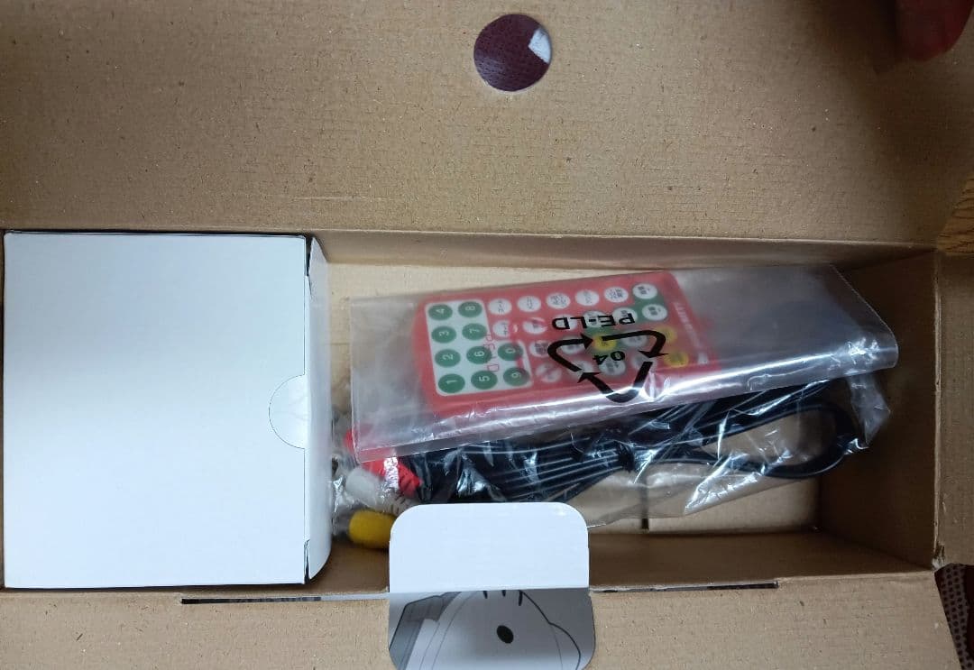 美品 限定 ハローキティーフェイス型DVDプレーヤー　サンリオ正規品　キティー