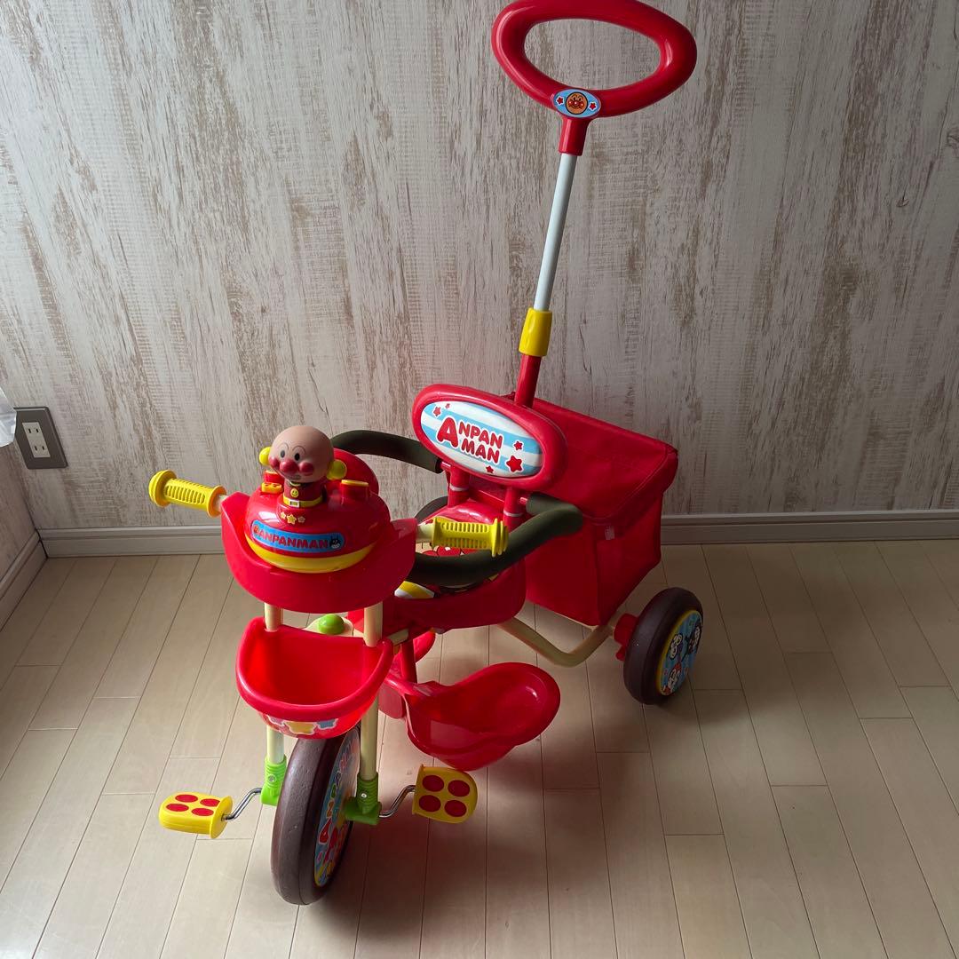 【美品】送料込み アンパンマン デラックスII レッド三輪車