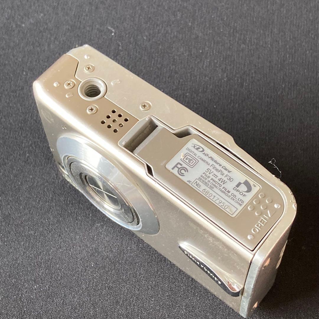 FUJIFILM finepix F30 CCDセンサー コンデジ