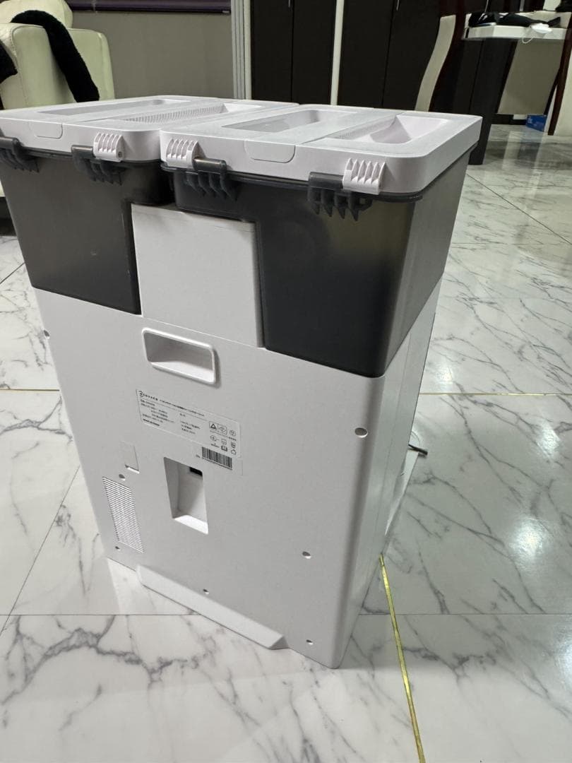 ECOVACS エコバックス T50 OMNI