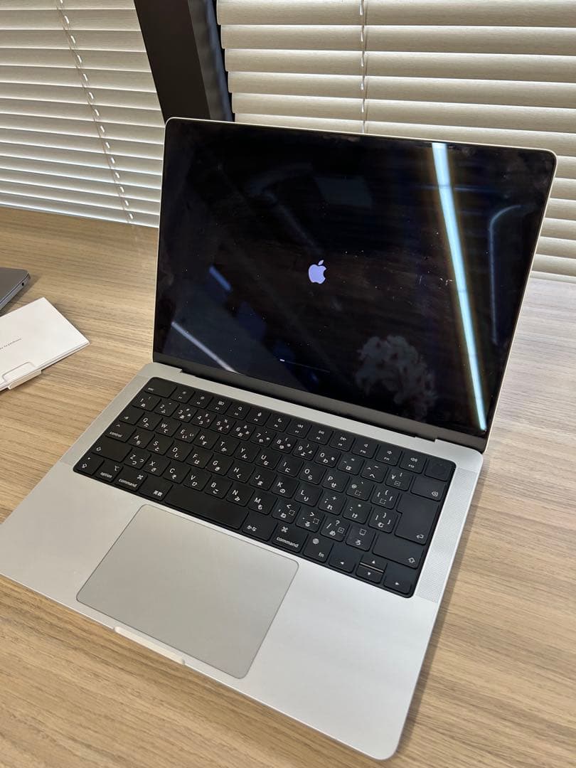 バ*ん様 MacBook Pro 14インチ M2 Pro 16GB SSD51