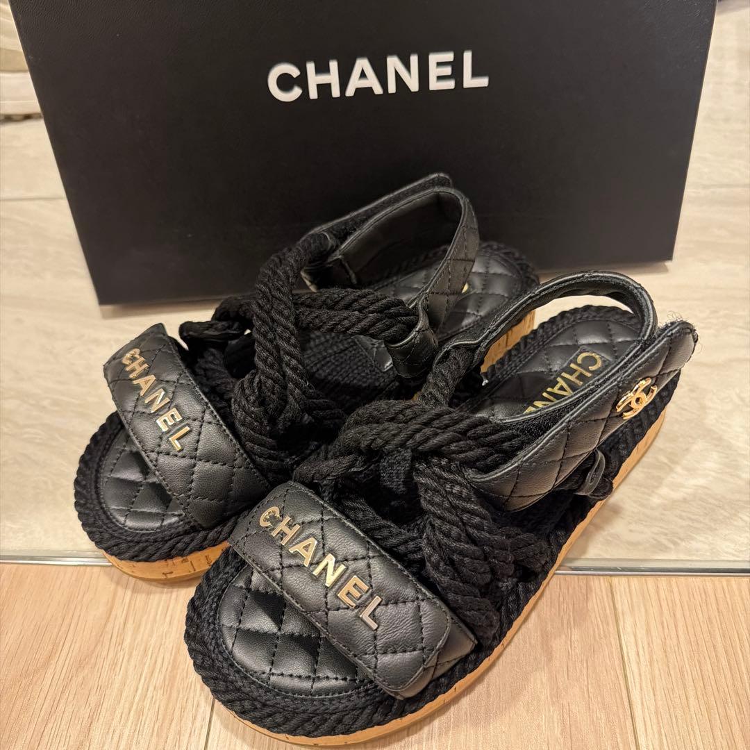 CHANEL ブラックサンダル エスパドリーユスタイル