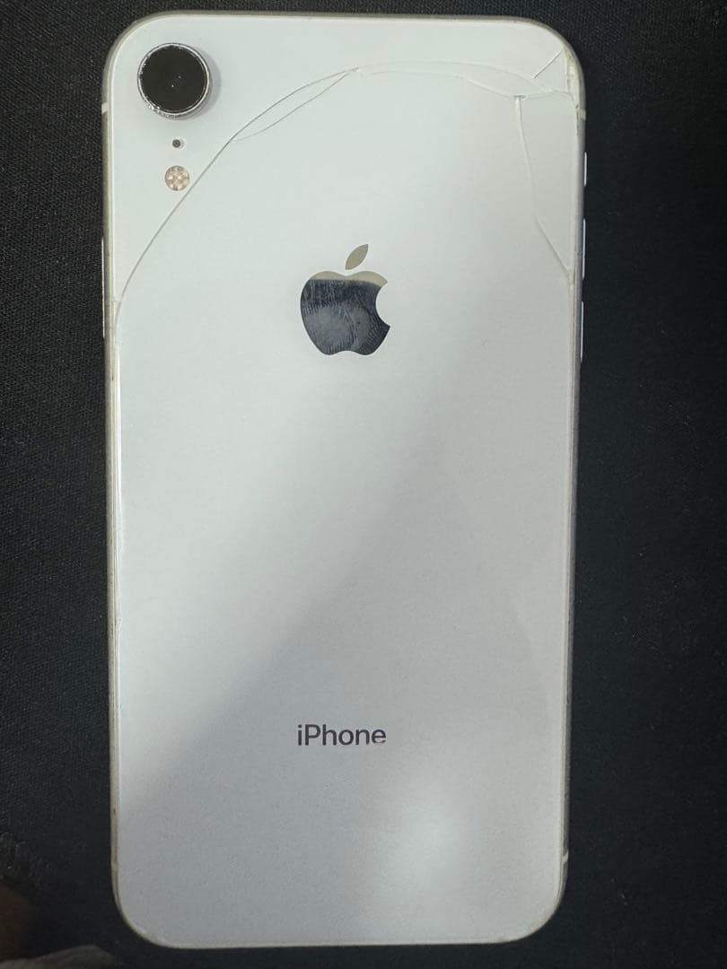 iPhone XR 82% バッテリー状態