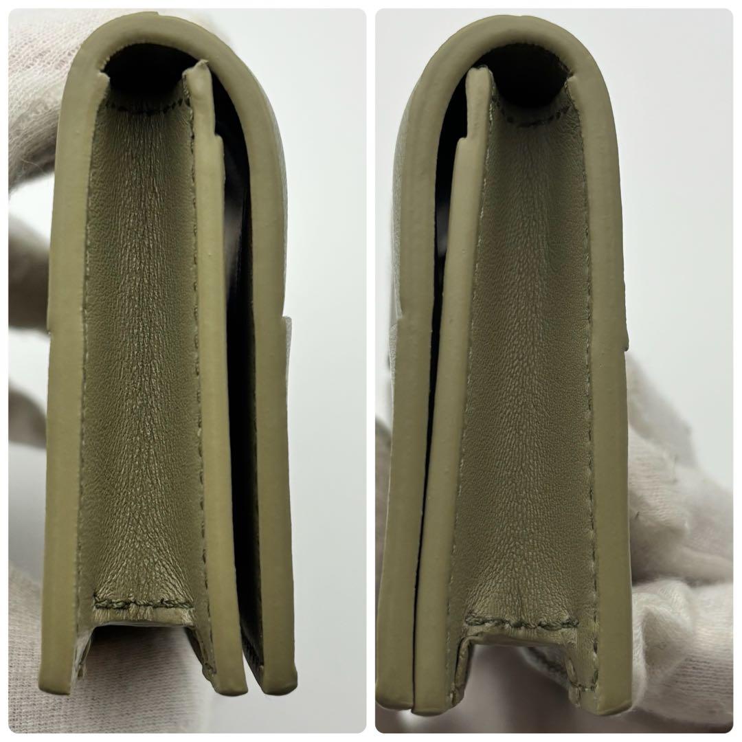 新品未使用✨付属品完備✨ボッテガ カセット マキシイントレチャート 名刺入れ