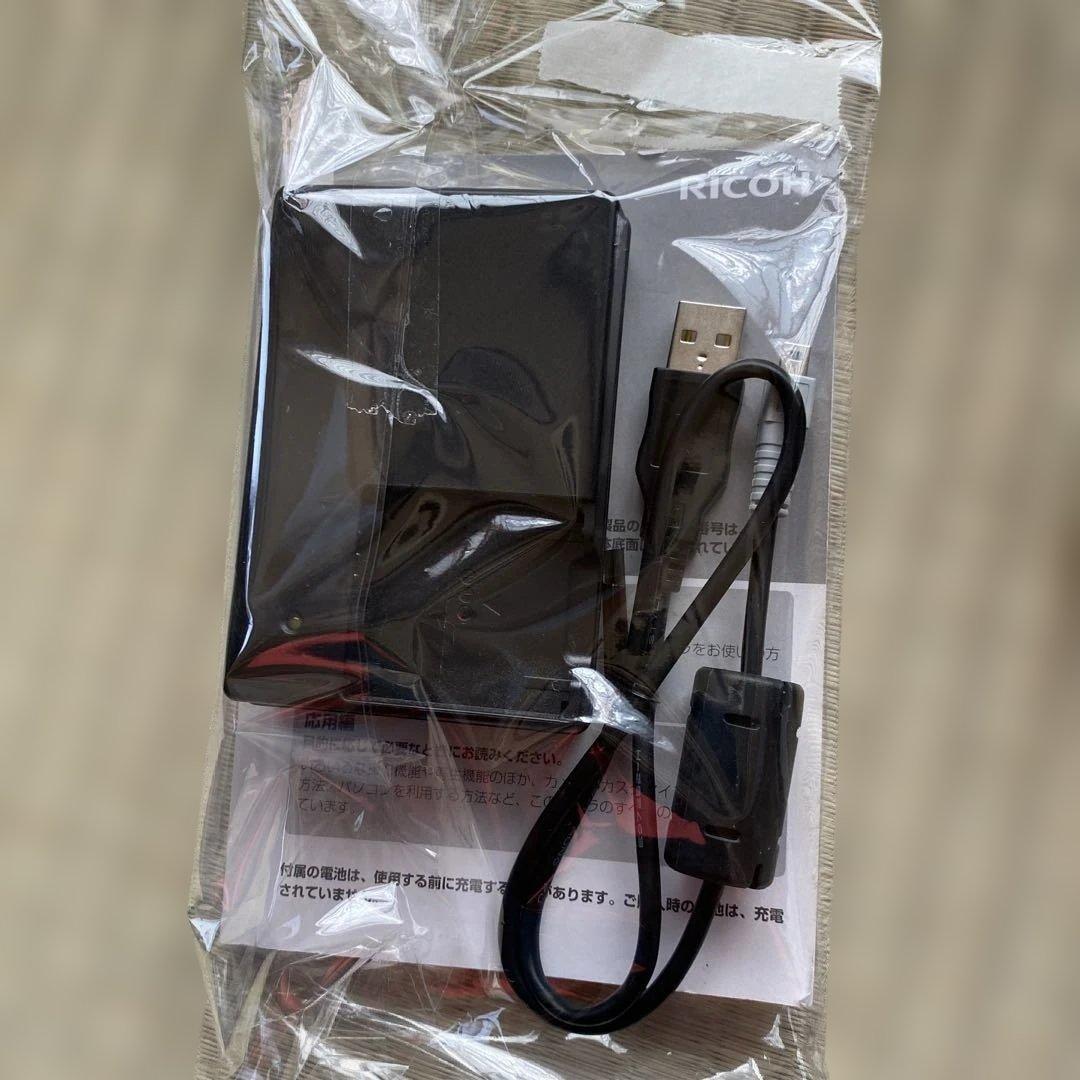 【完動品】RICOH CX6 コンパクトデジタルカメラ