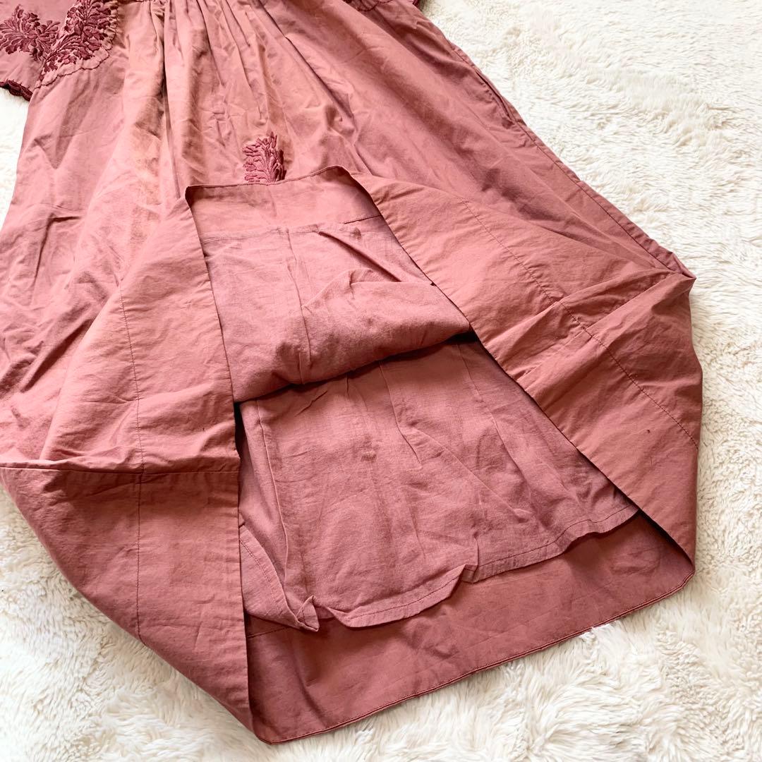 状態良し＊ ハグオーワー　刺繍　エンジ色　ロングワンピース フリーサイズ