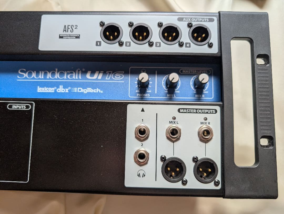 Soundcraft UI 16 デジタルミキサー