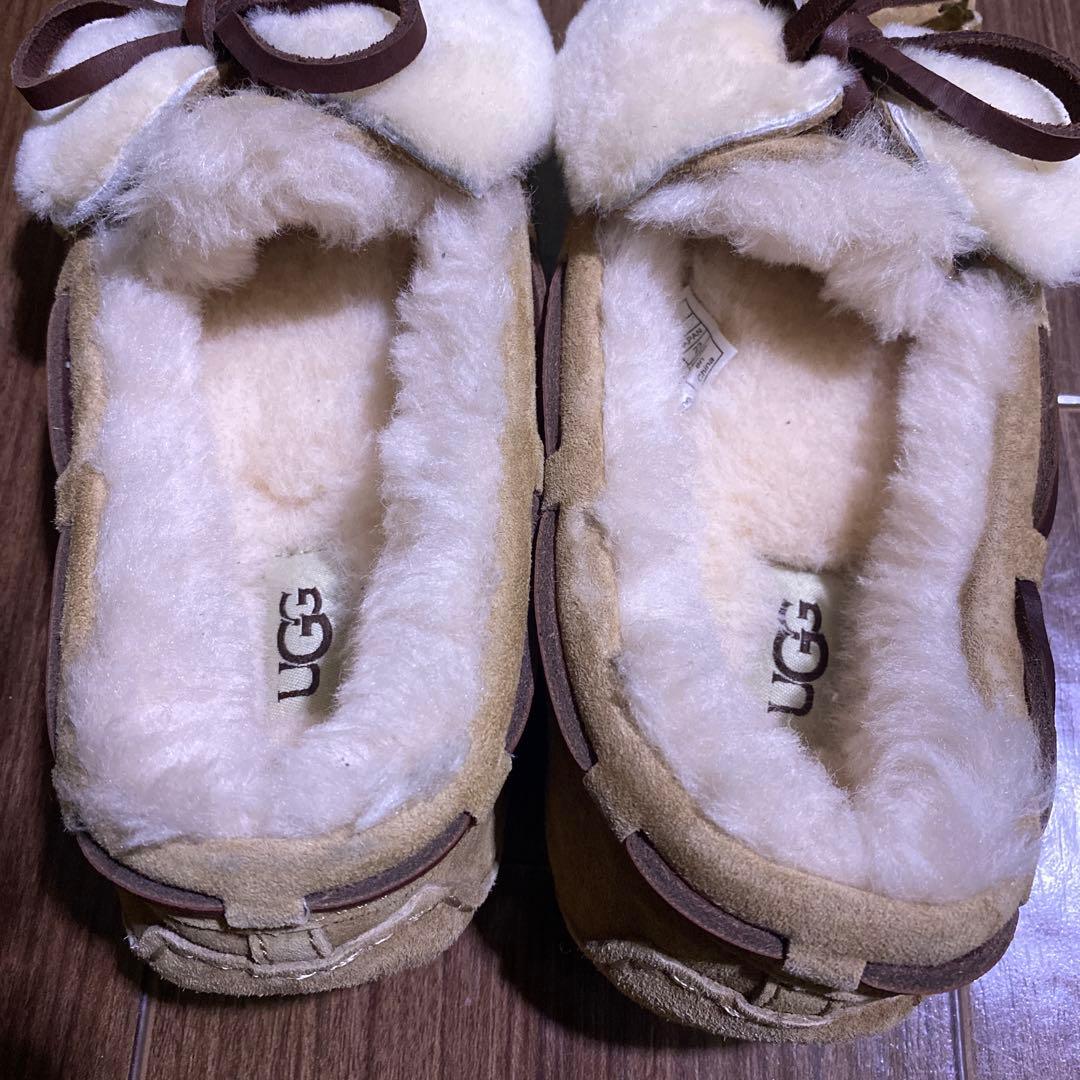 靴 UGG DAKOTA DOUBLE BOW 23cm