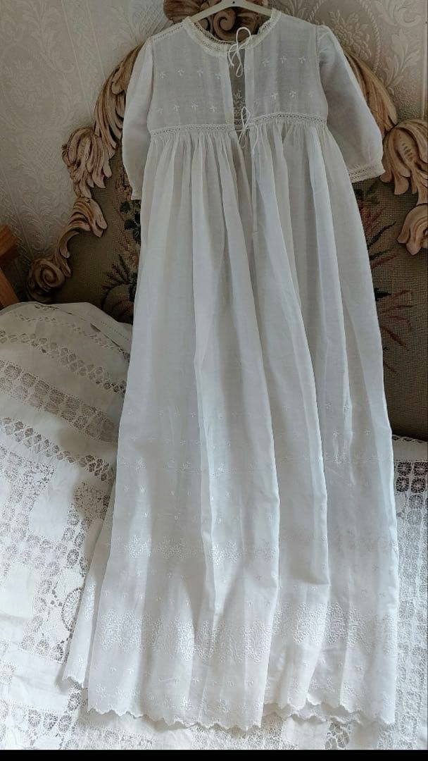 フランスアンティークベビードレス　洗礼服　ドレスガウン　刺繍たくさん　上質