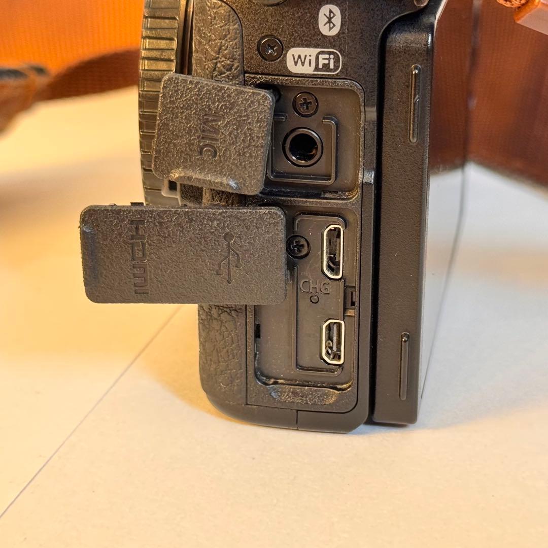 NikonZ50 ボディ バッテリー4つ付き　美品