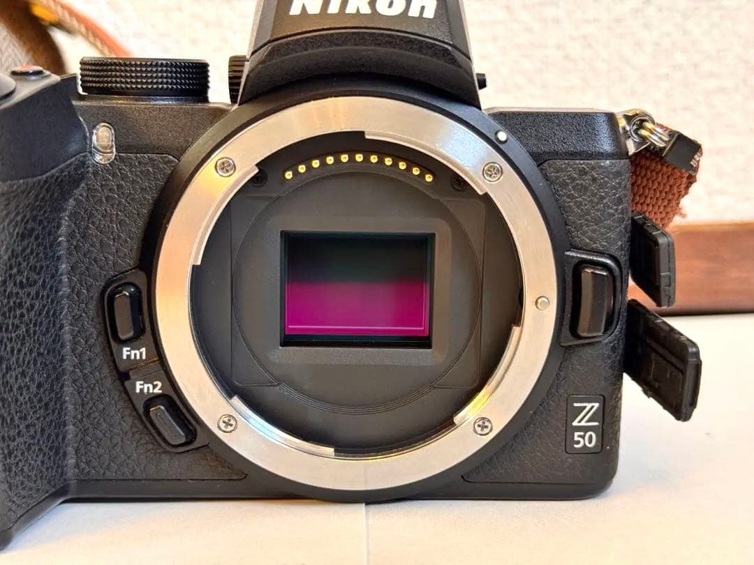 NikonZ50 ボディ バッテリー4つ付き　美品