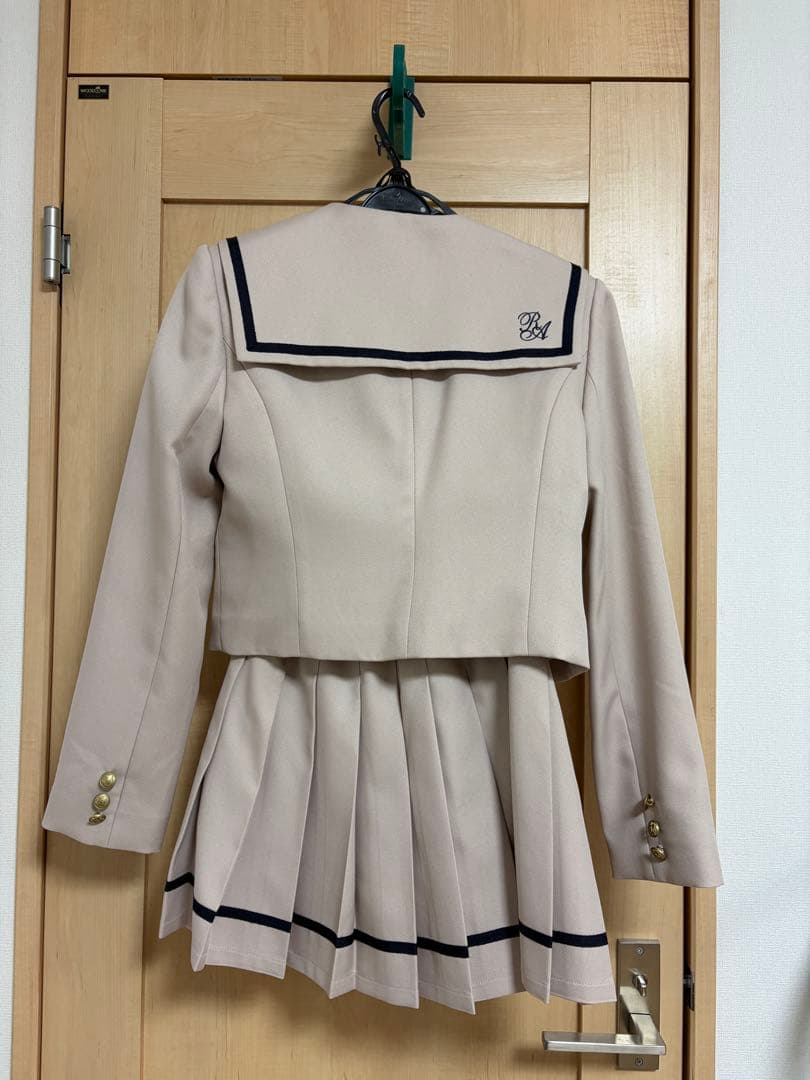 レピピ　卒服　ジャケット、スカート、リボンセット　2025完売品