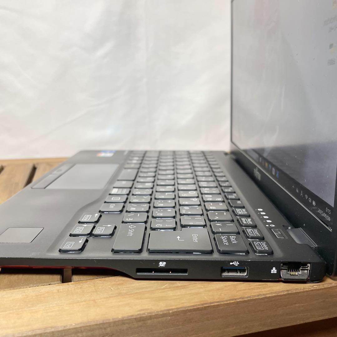 富士通U9311/F 16GB/SSD128/第11世代 バッテリー◎ ♯821