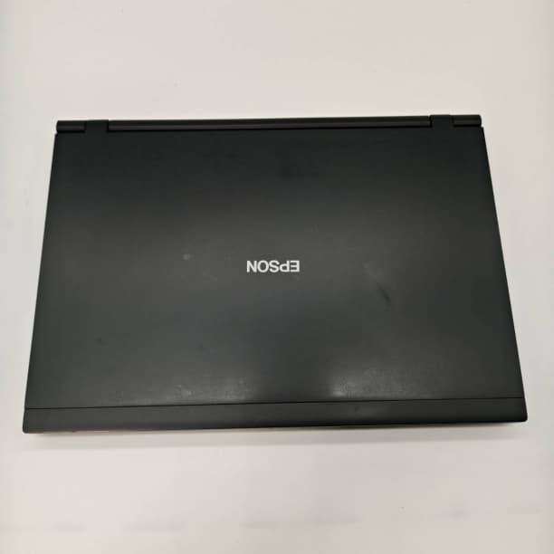 軽量 バッテリ◎ フルHD 13 エプソン i7-7 SSD256GB オフィス