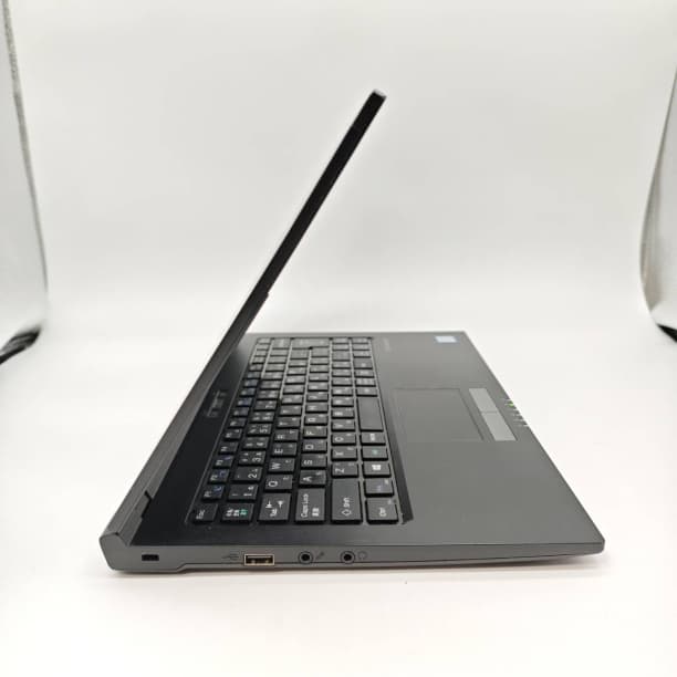 軽量 バッテリ◎ フルHD 13 エプソン i7-7 SSD256GB オフィス