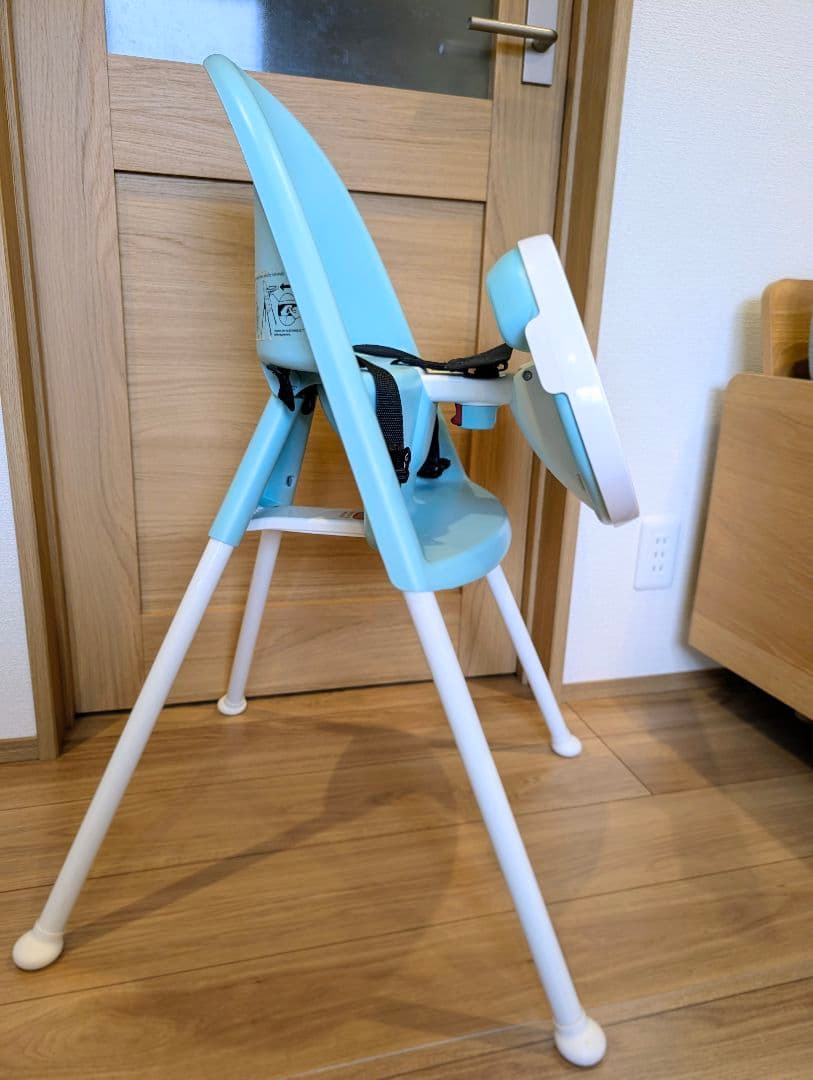 【サッシー玩具付き】ベビービョルン ハイチェア ハーネスあり