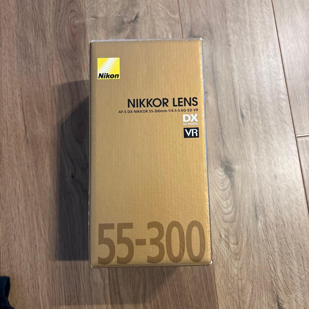 Nikon NIKKOR 55-300mm VR レンズ　ほぼ新品