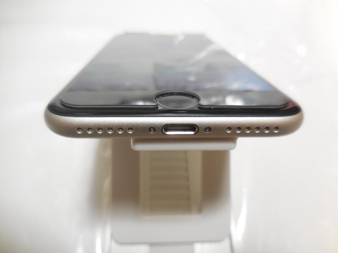 iPhone SE 第3世代 128GB スターライト