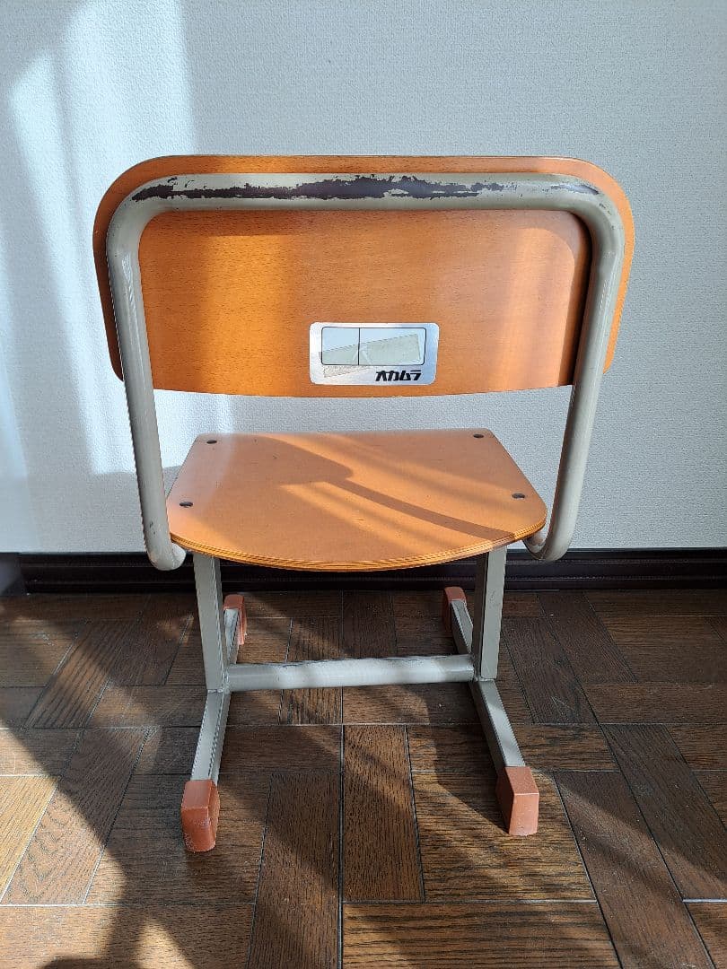 【送料無料】 オカムラ necos 学校 学習机 椅子 高さ調整可能　②
