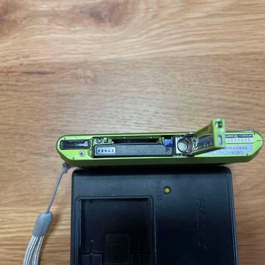 SONY Cyber-shot DSC-T77（グリーン）