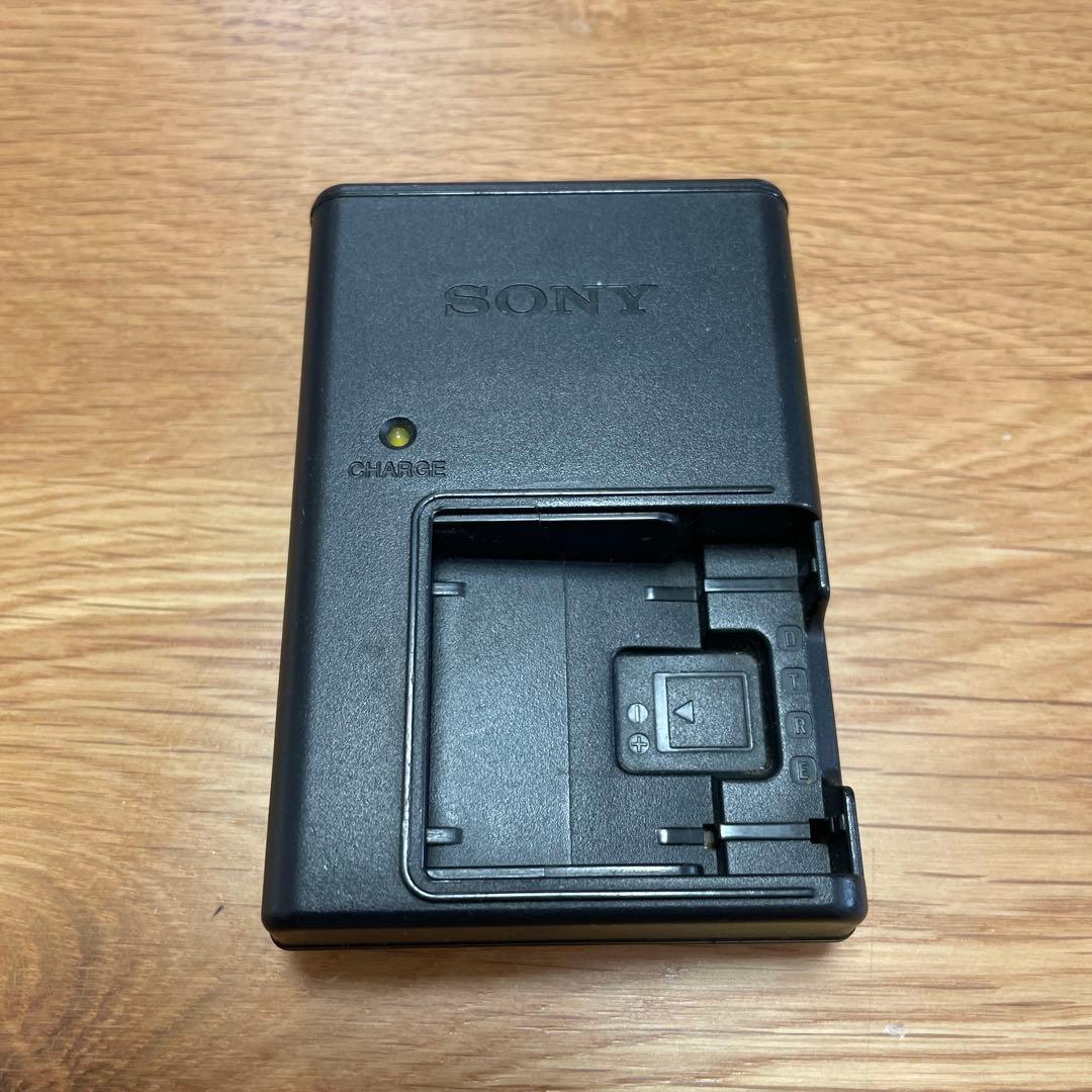 SONY Cyber-shot DSC-T77（グリーン）