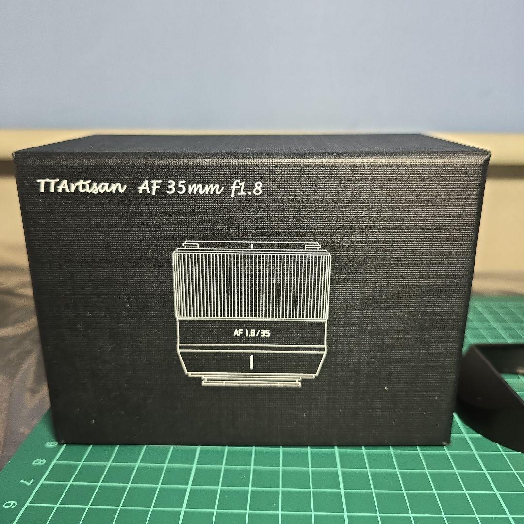 TTArtisan AF 35mm f/1.8 レンズ