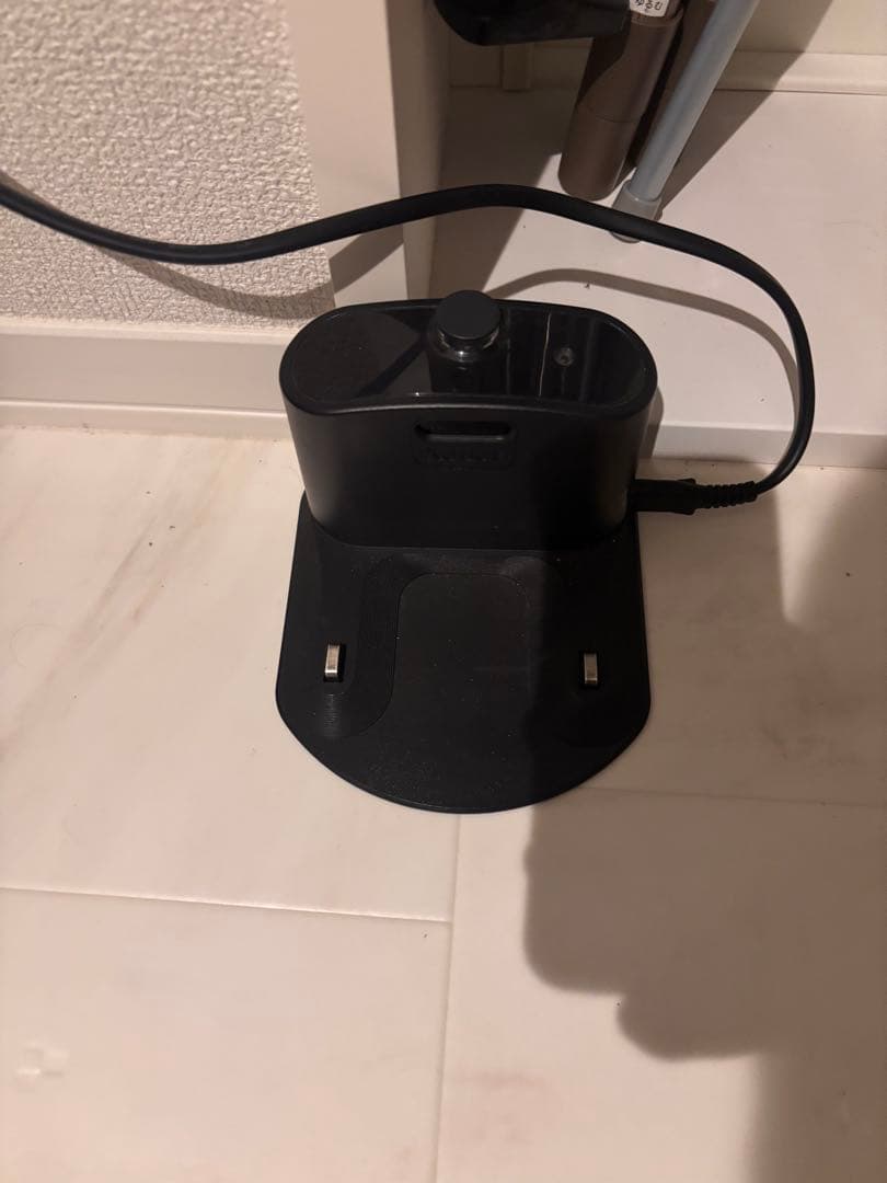 【売り切り価格】iRobot Roomba ロボット掃除機本体　ルンバ690