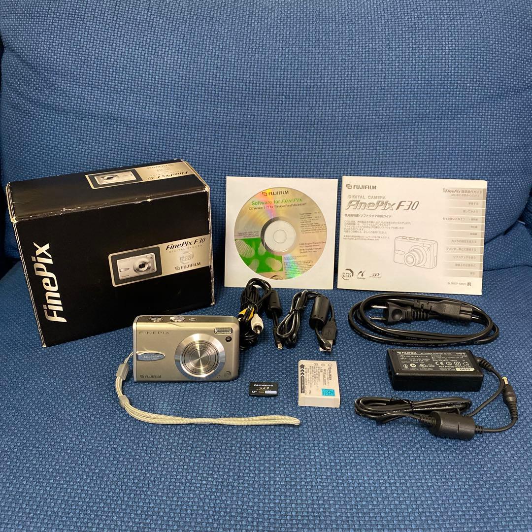 Fujifilm FinePix F30 デジタルカメラ　中古品