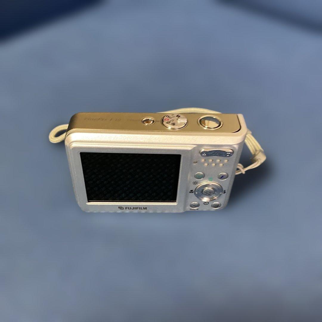 Fujifilm FinePix F30 デジタルカメラ　中古品