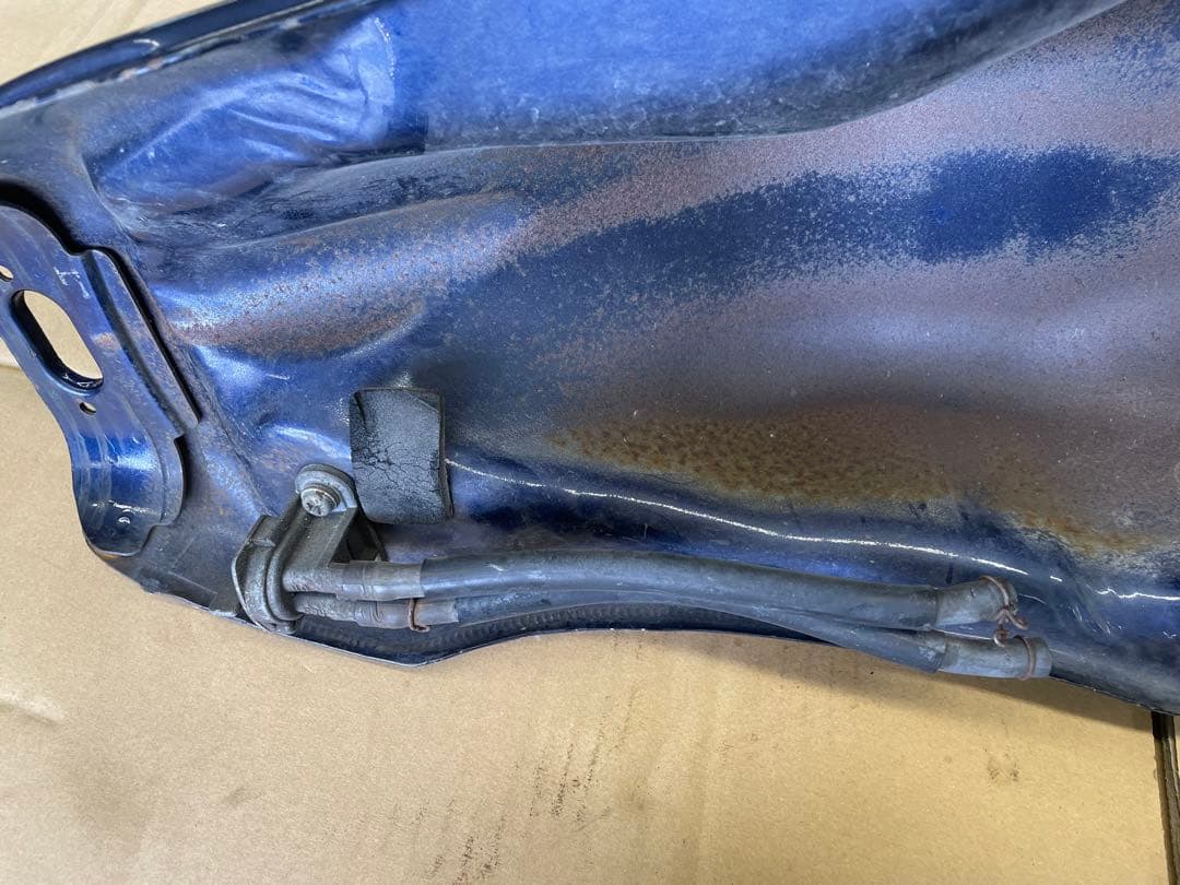 SRV250 フューエルタンク