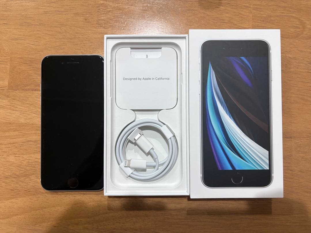 iPhone SE2 白 64GB SIMフリー