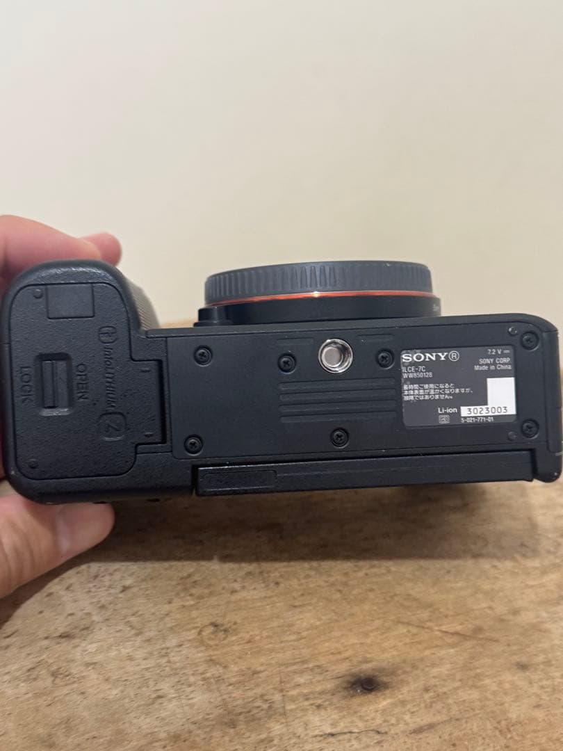 Sony α7c 箱無し　マイク　三脚アダプター付き　ilce-7c