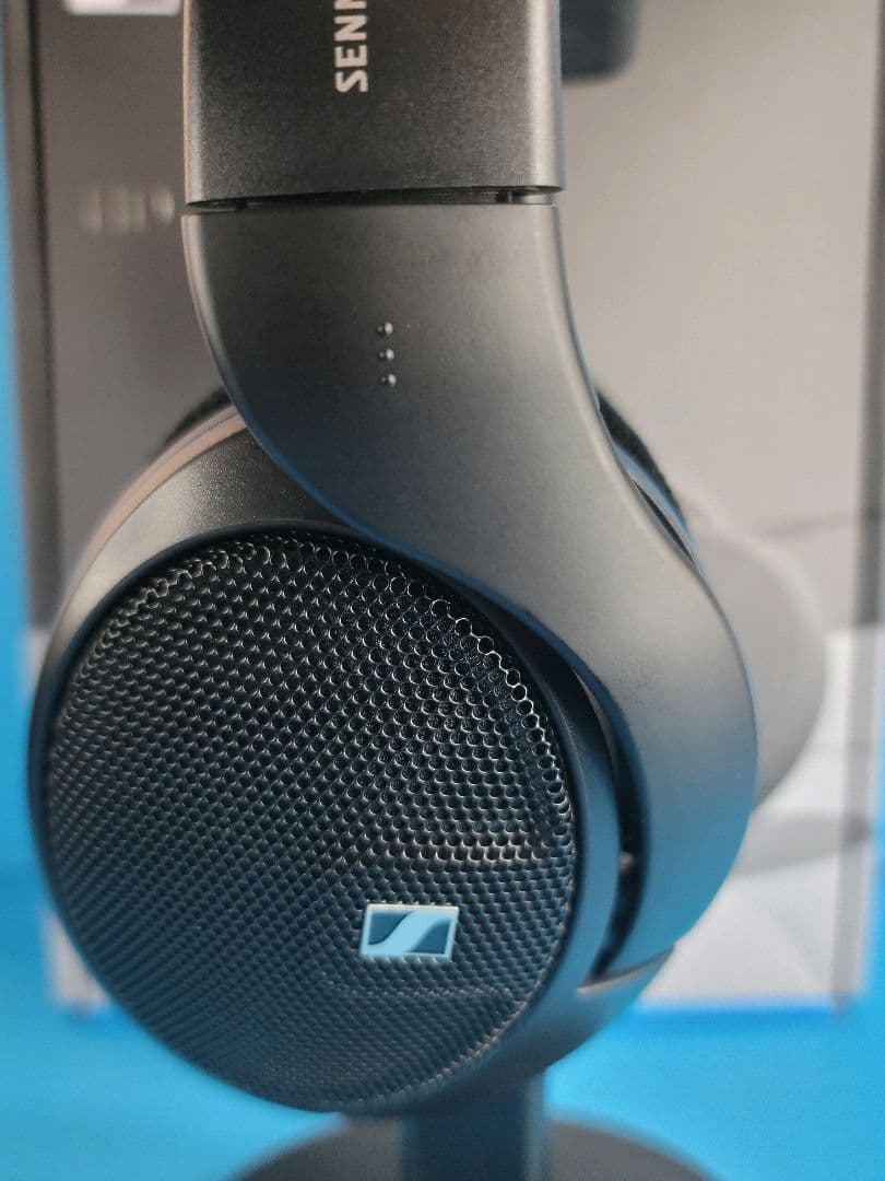 【美品】SENNHEISER ゼンハイザー HD 560S （新）