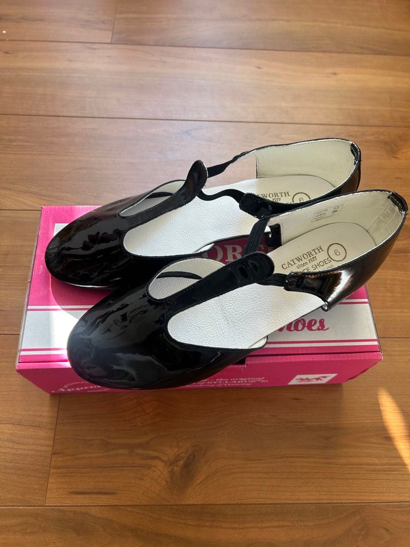 美品☆カットワース T字 ストラップシューズ レザー ゴム ブラック　サイズ6