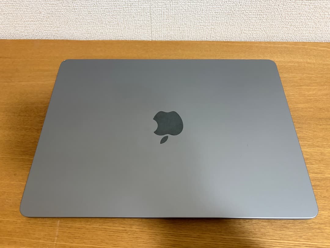 MacBook Air M2 8GB/256GB スペースグレイ