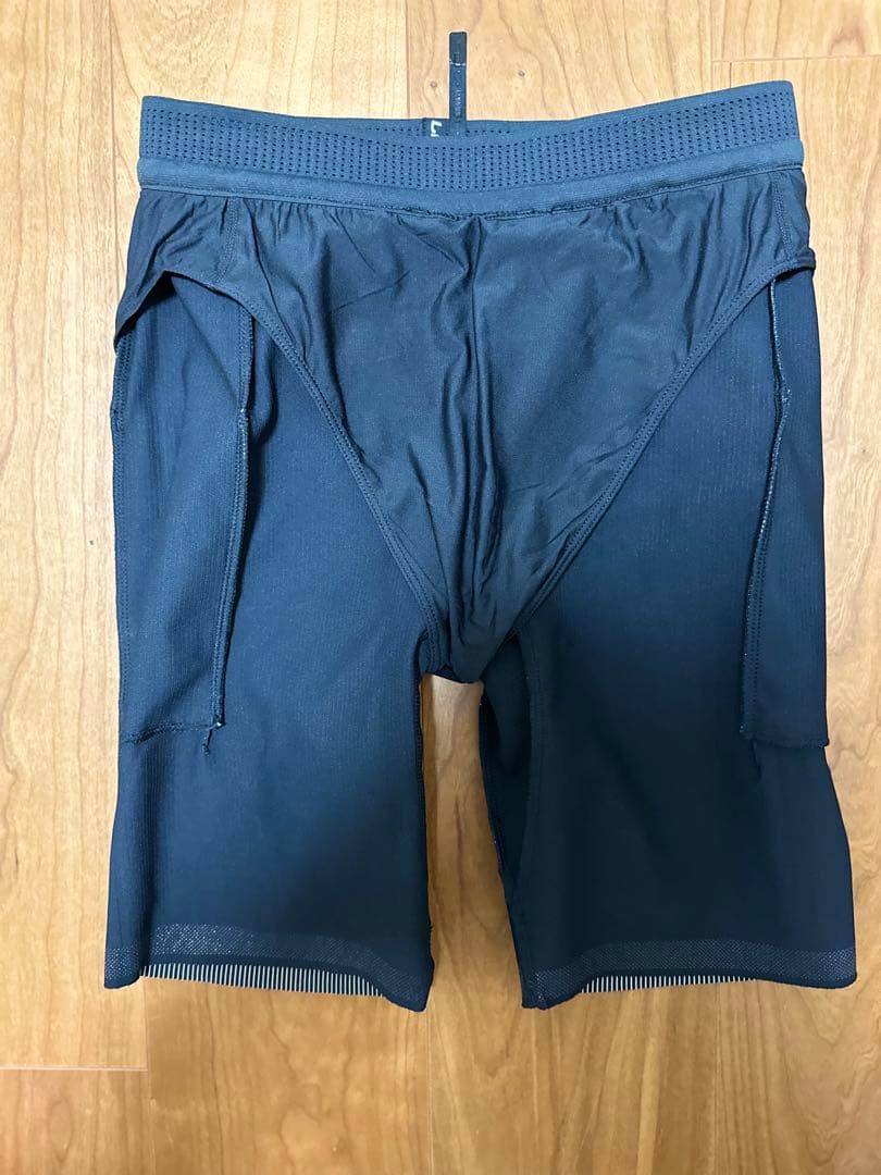 LI-NING ハーフタイツ【M】ストライプ