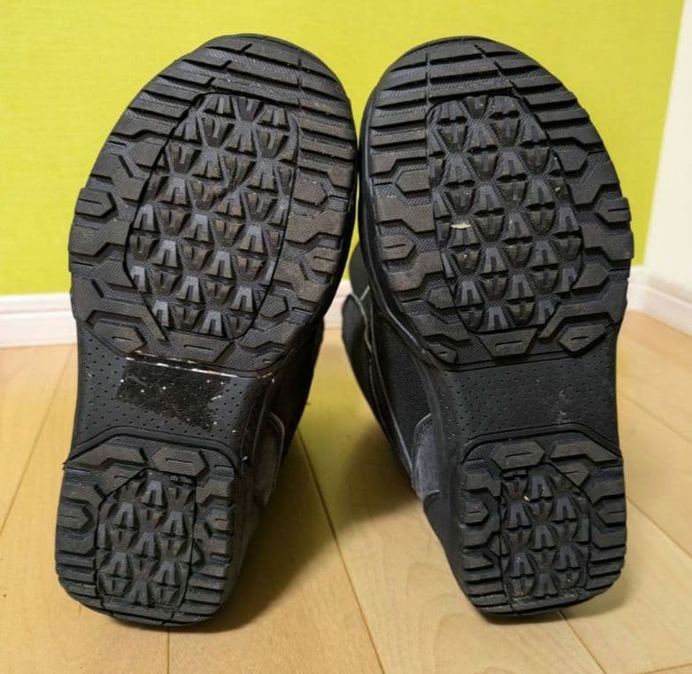 R*様 スノーボードブーツ　FLOW　レディース　24.5cm