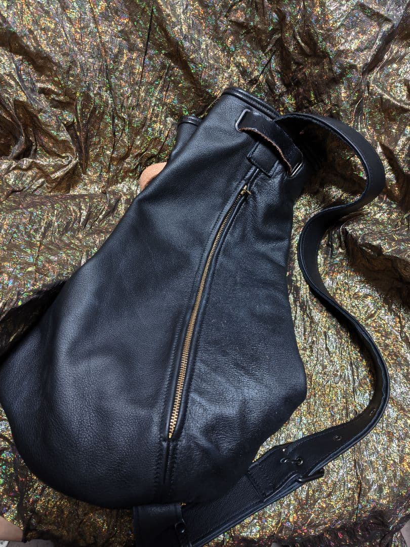 neon leather garment レザーランドリーバッグ