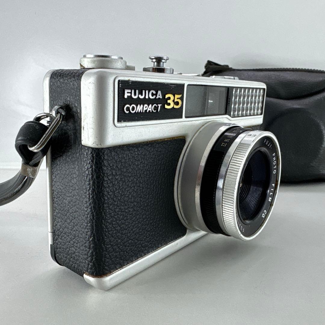 【送料無料】　コンパクトフィルムカメラ　Fujica compact 35