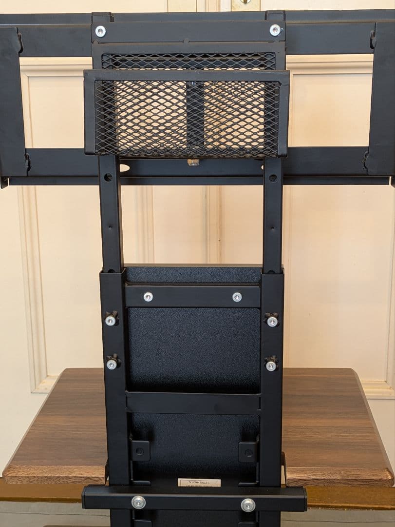 ニトリ壁寄せ角度スイングタイプスタンド式テレビ台 2段収納　３２ー５５インチ対応