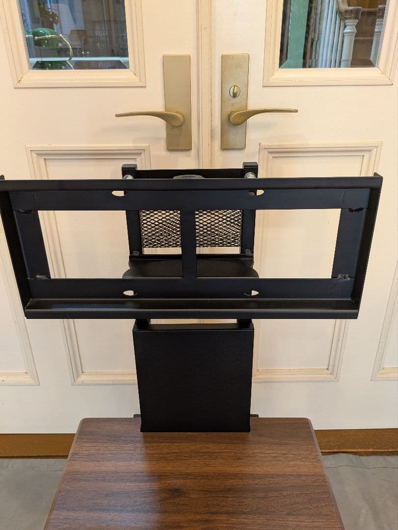 ニトリ壁寄せ角度スイングタイプスタンド式テレビ台 2段収納　３２ー５５インチ対応