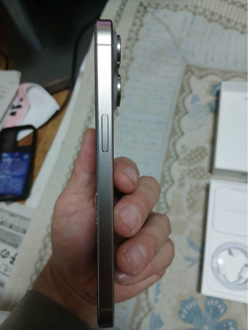 【美品】iPhone 15Pro Max SIMフリー 本体 256GB