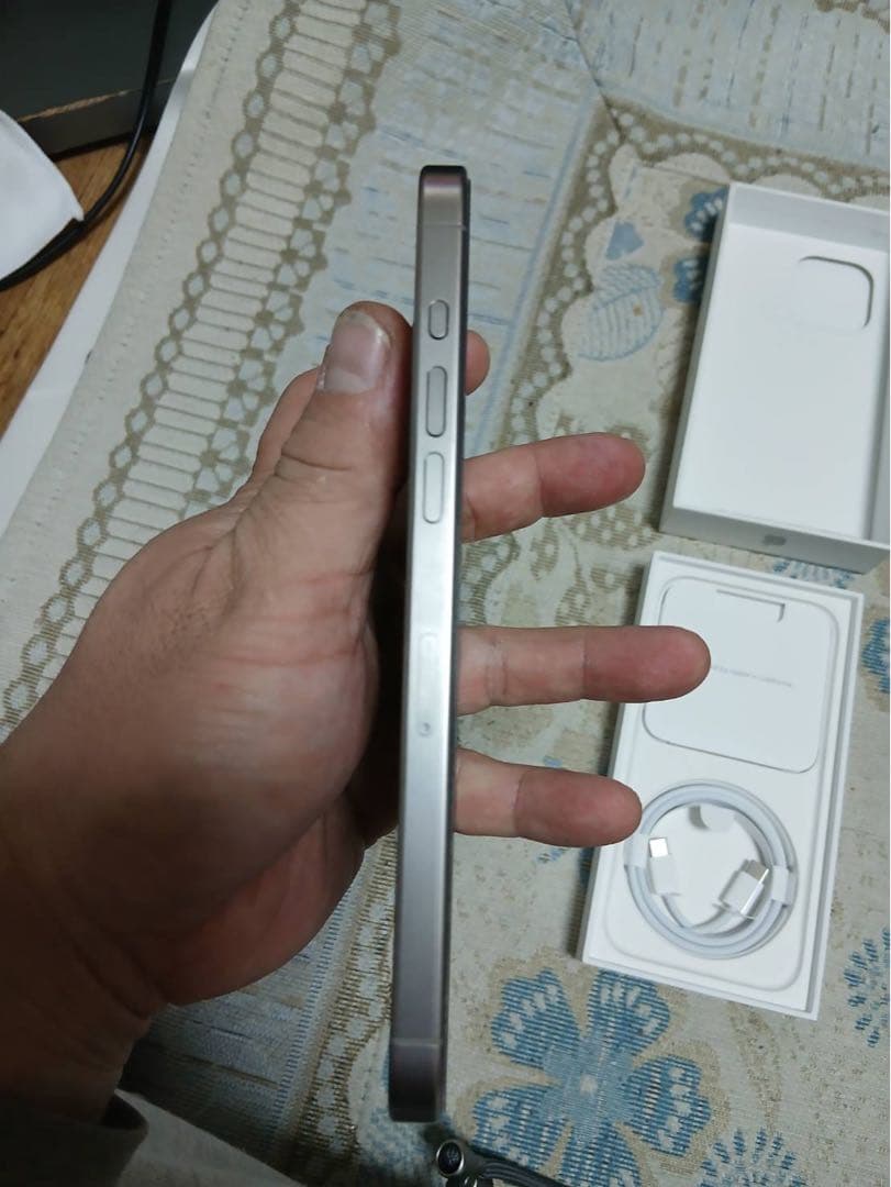 【美品】iPhone 15Pro Max SIMフリー 本体 256GB