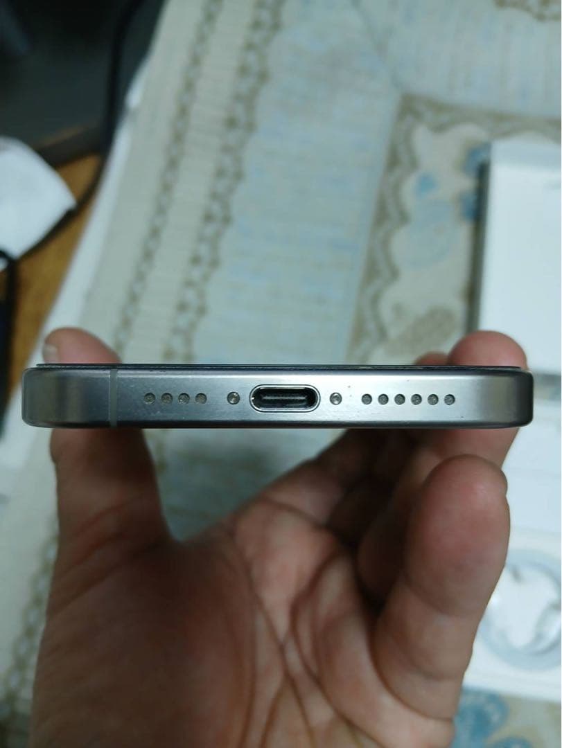 【美品】iPhone 15Pro Max SIMフリー 本体 256GB