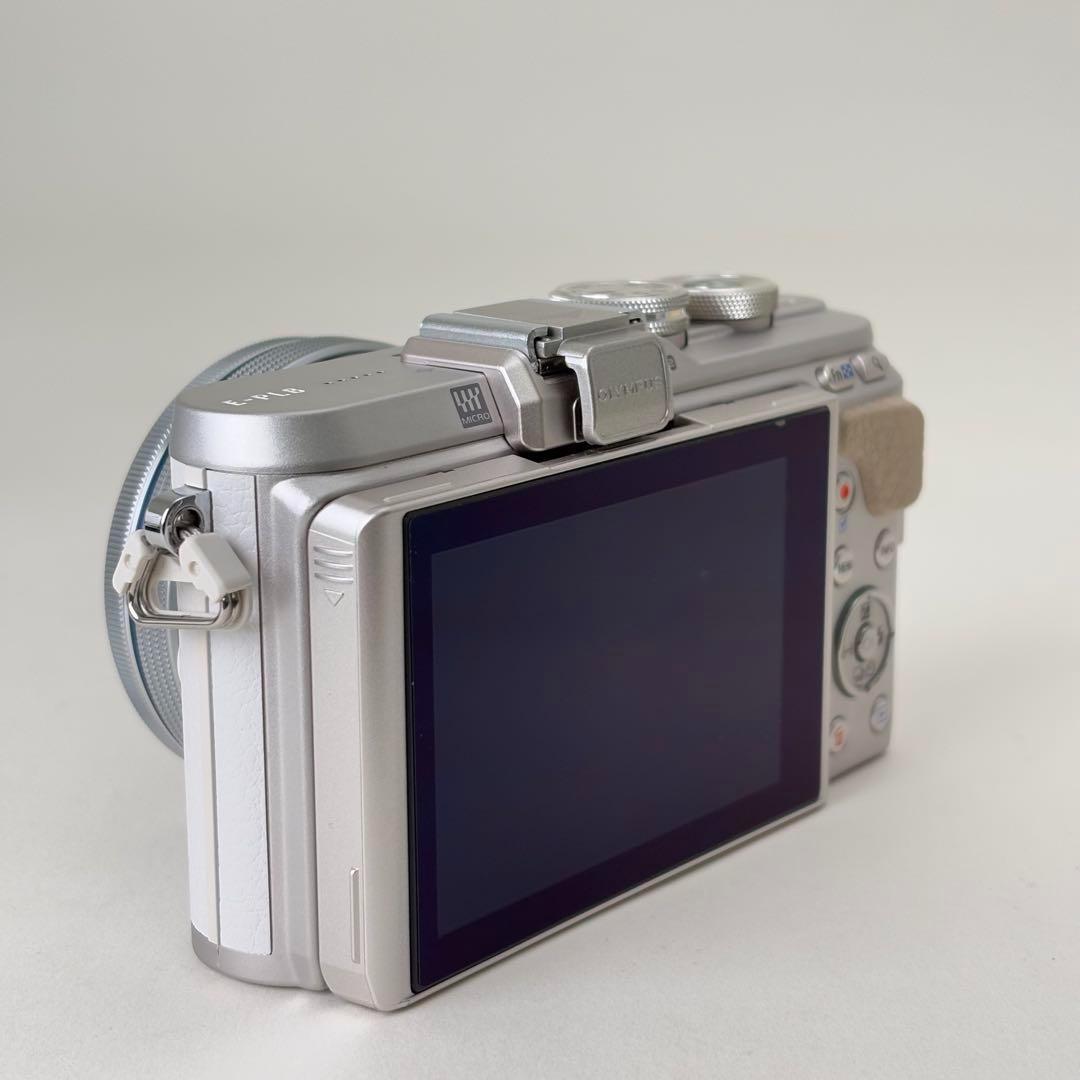 OLYMPUS オリンパス PEN E-PL8 ダブルレンズ シャッタ数475回