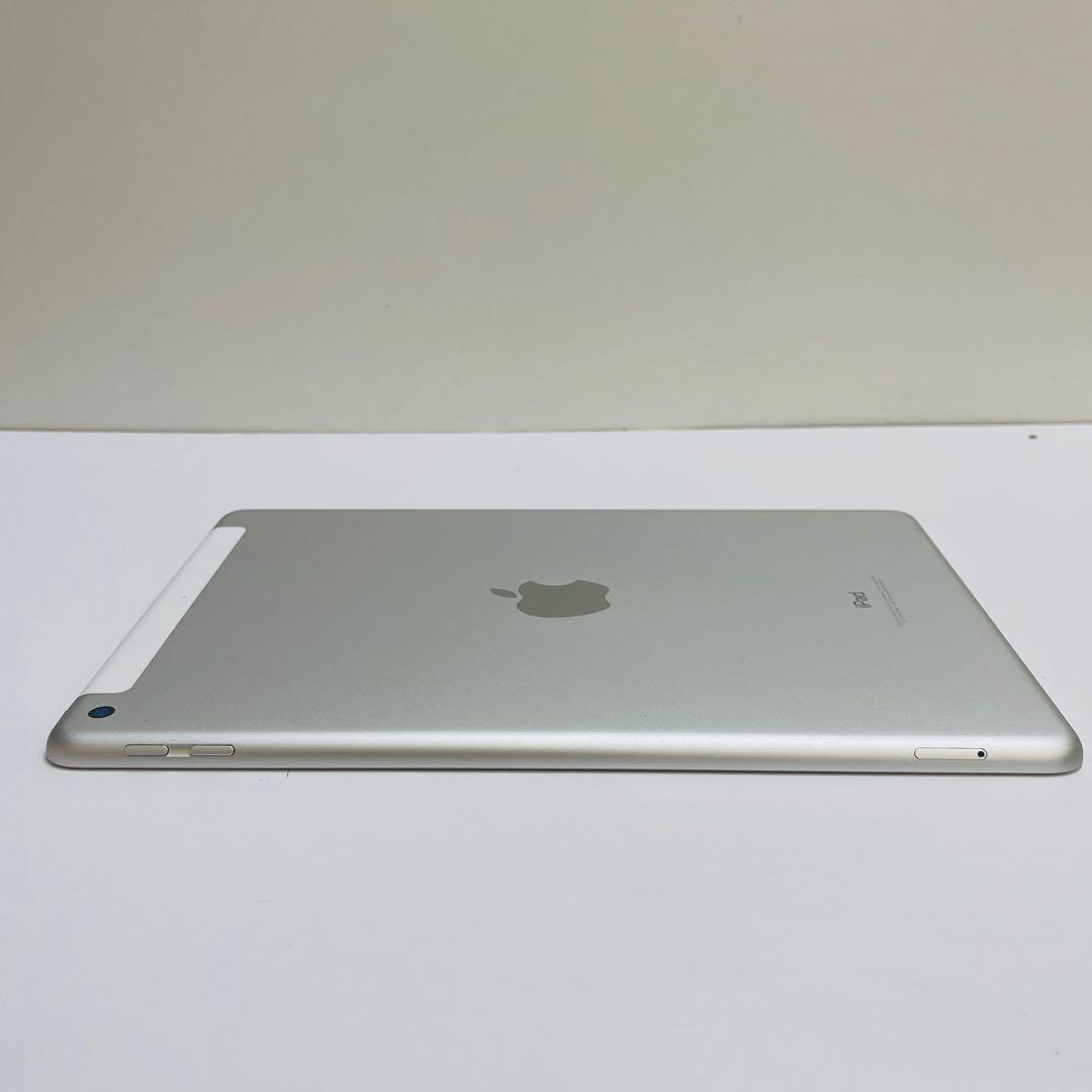 iPad 第6世代 128GB Wi-Fi + Cellular 83%