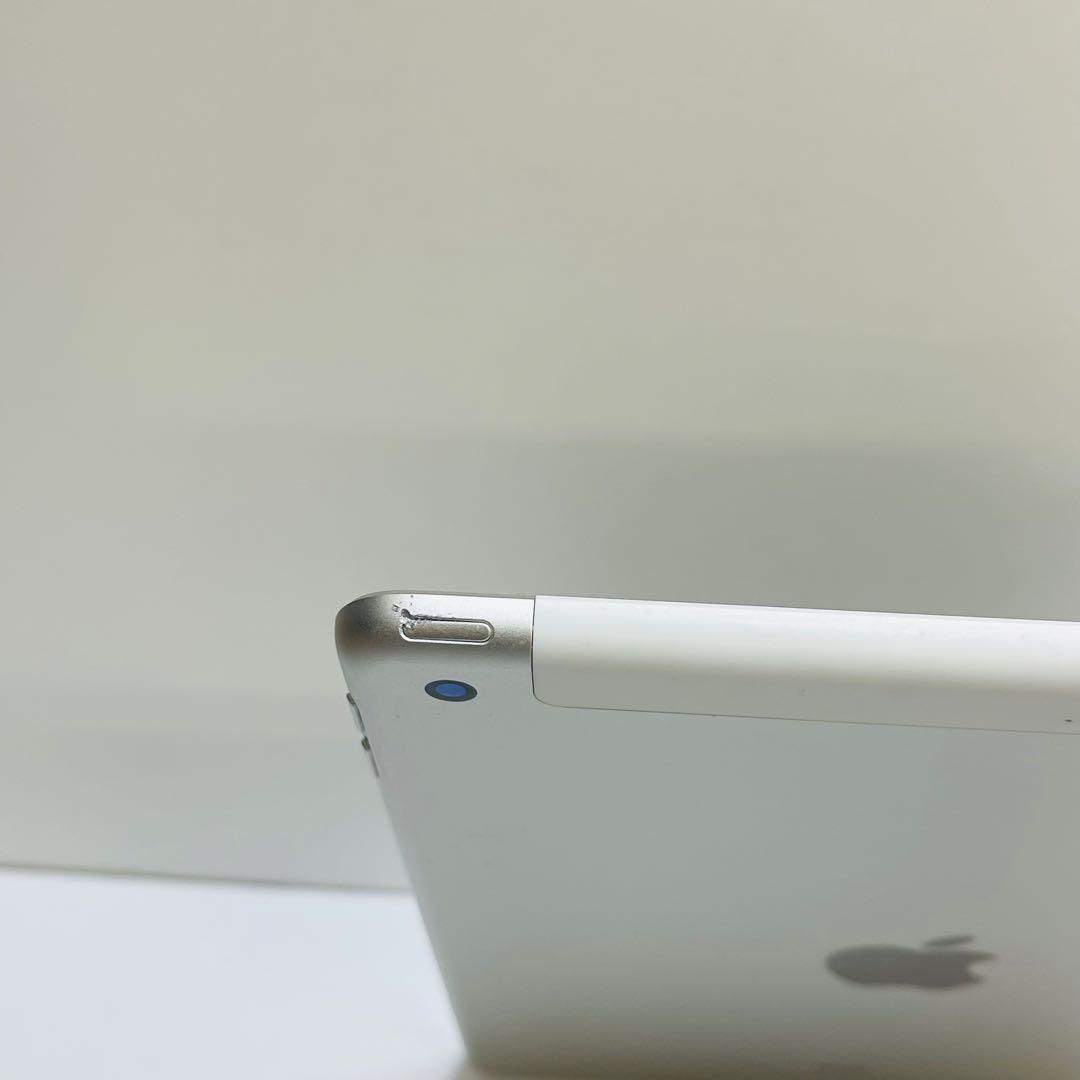 iPad 第6世代 128GB Wi-Fi + Cellular 83%