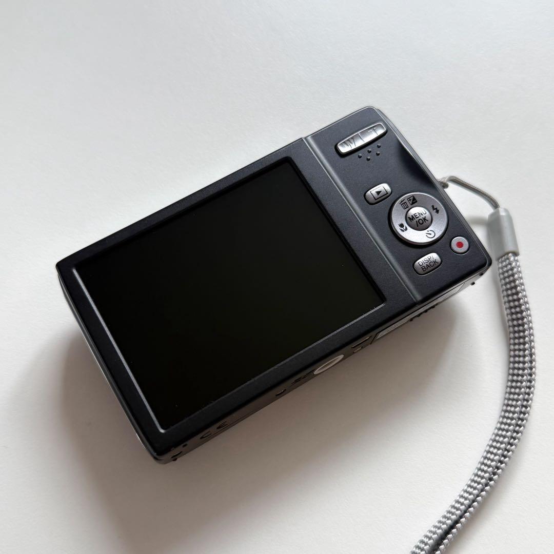 【美品】FUJIFILM 16メガピクセル コンパクトデジタルカメラ